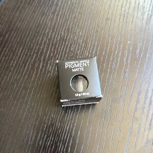 Younique Moodstruck Mineral Pigment